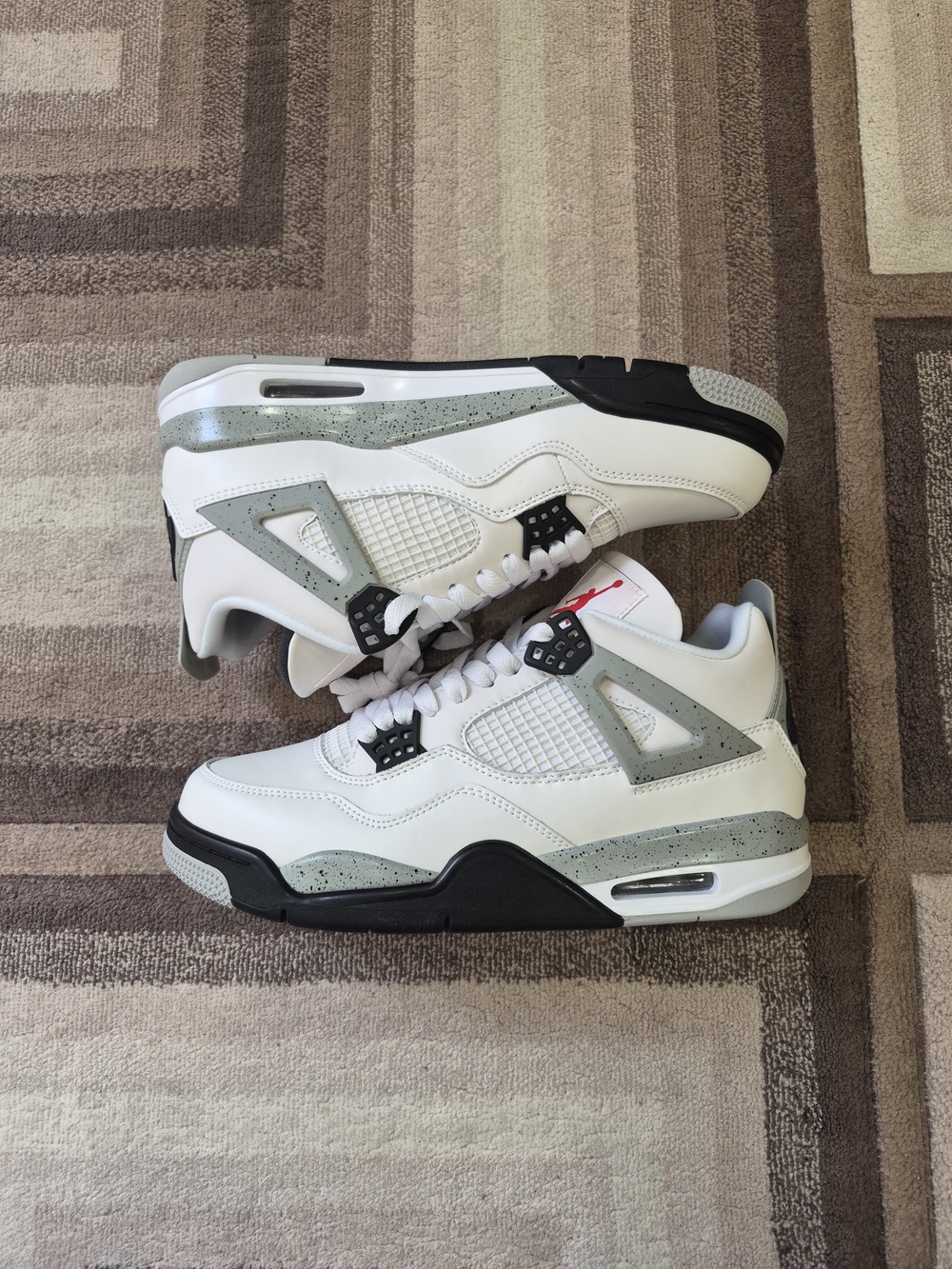 Air Jordan 4 Retro White Cements